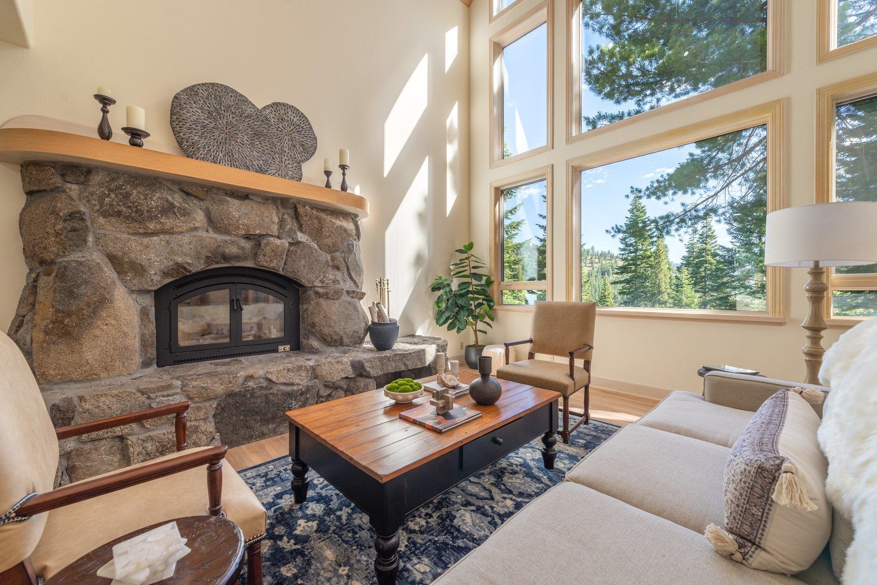 3126 Sierra Crest Court