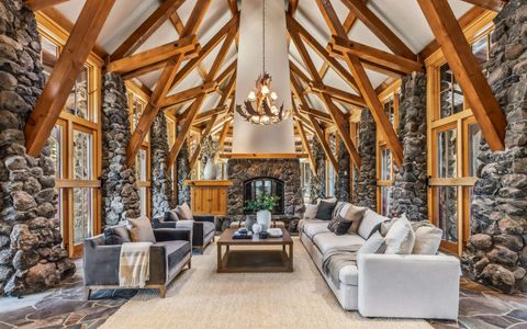 8745 Lahontan Drive Truckee CA 96161