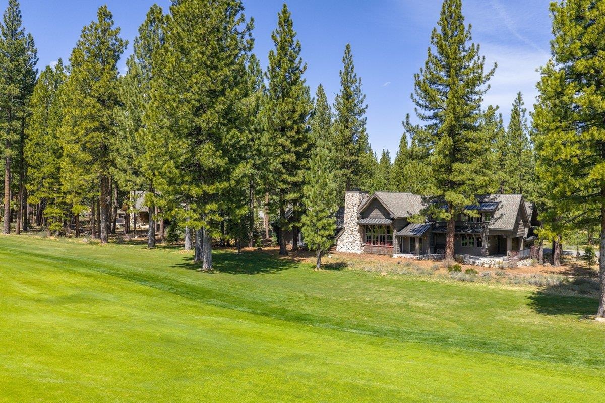 8101 Lahontan Drive