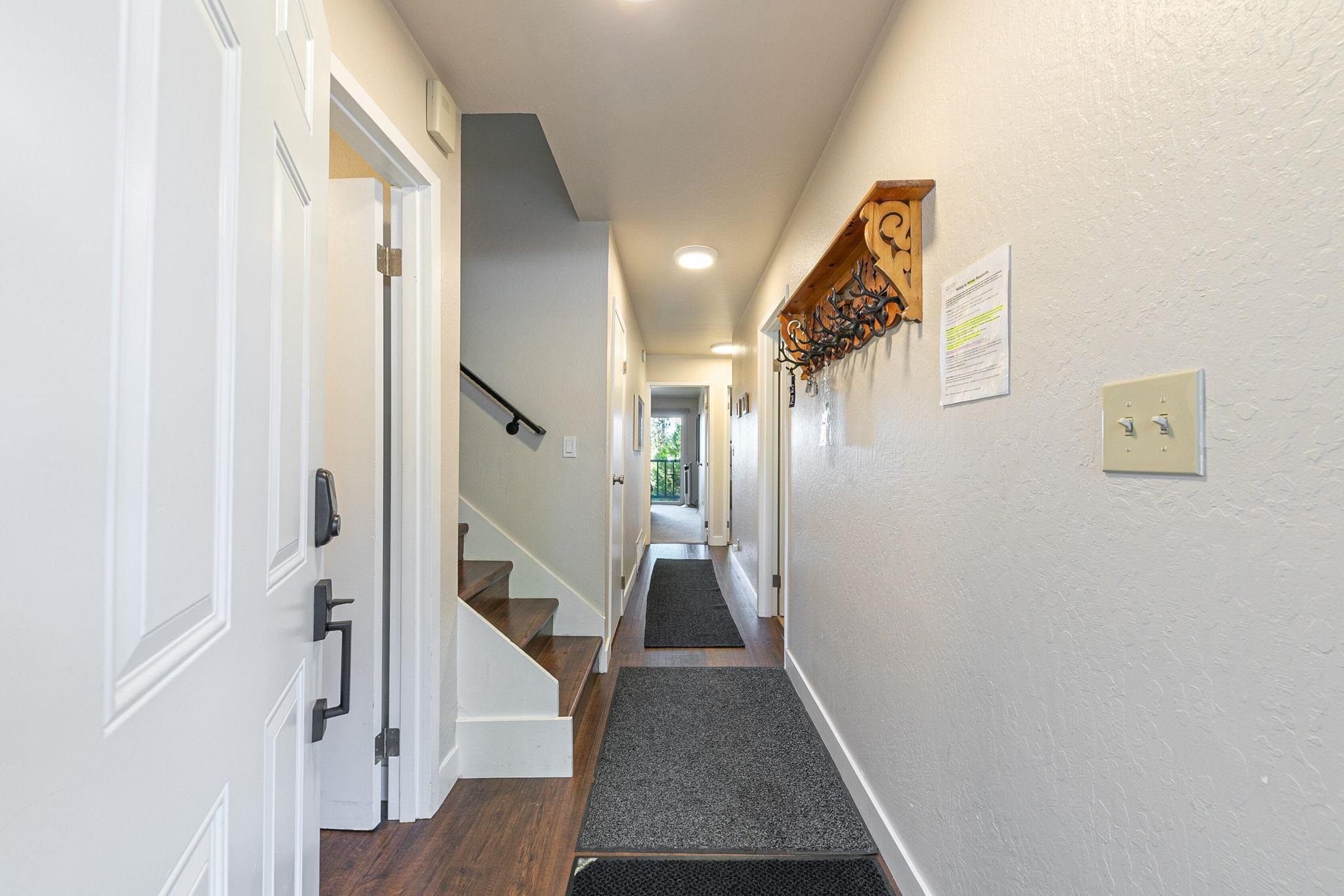 3115 North Lake Boulevard 37