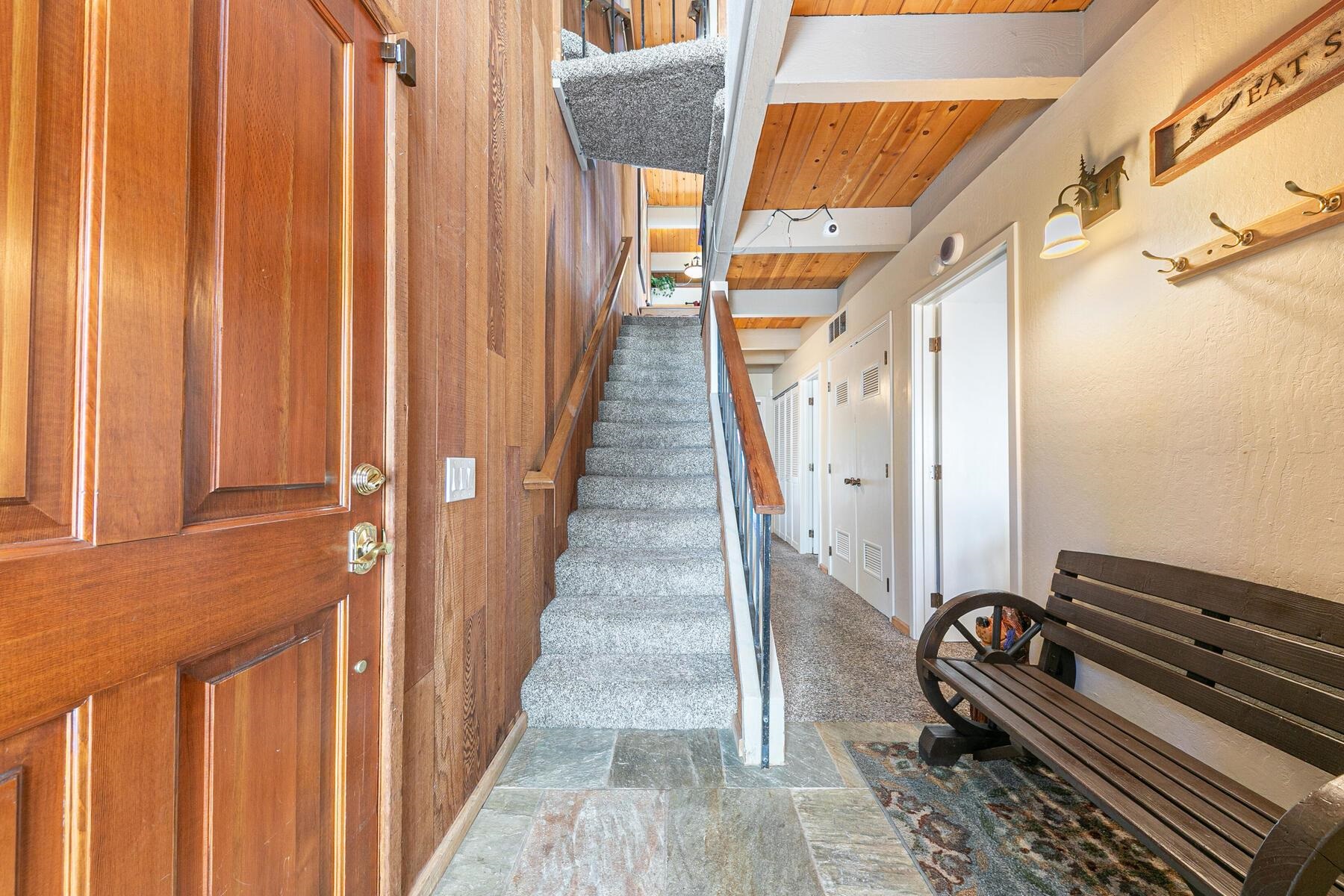 1001 Commonwealth Drive 32