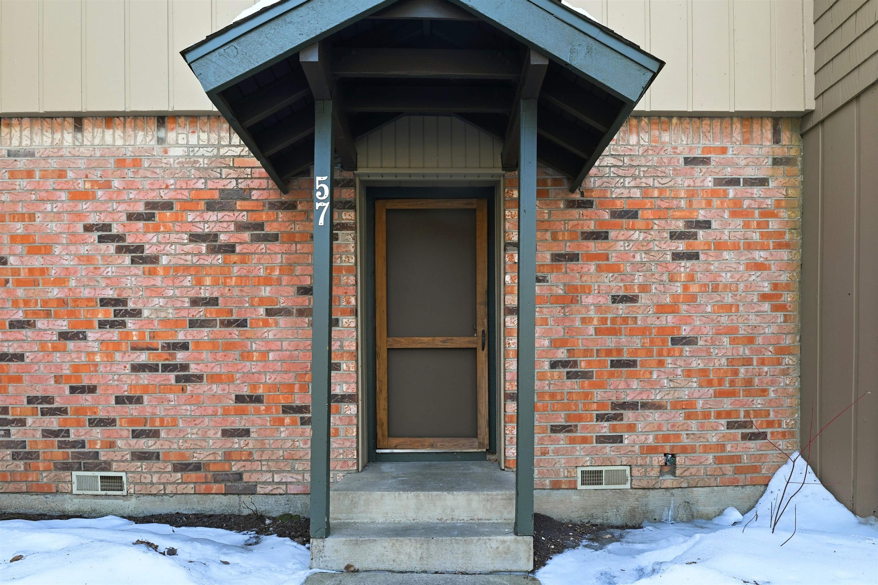 3101 Lake Forest Road 57