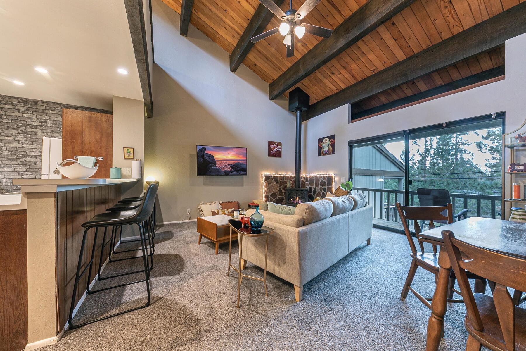 1001 Commonwealth Drive 78