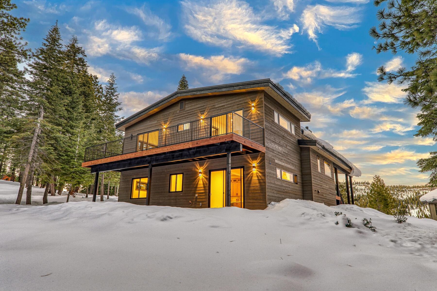 13719 Pathway Avenue