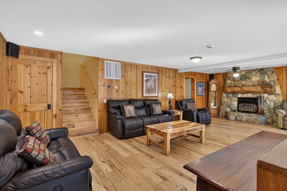 804 North Shore Boulevard