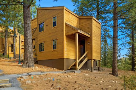 5104 Gold Bend Truckee CA 96161