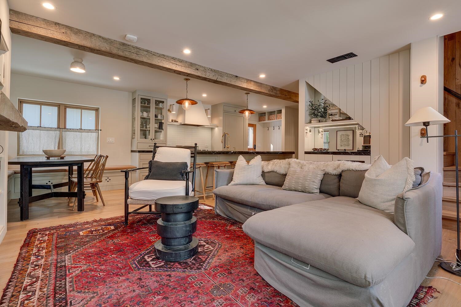 2045 West Lake Boulevard