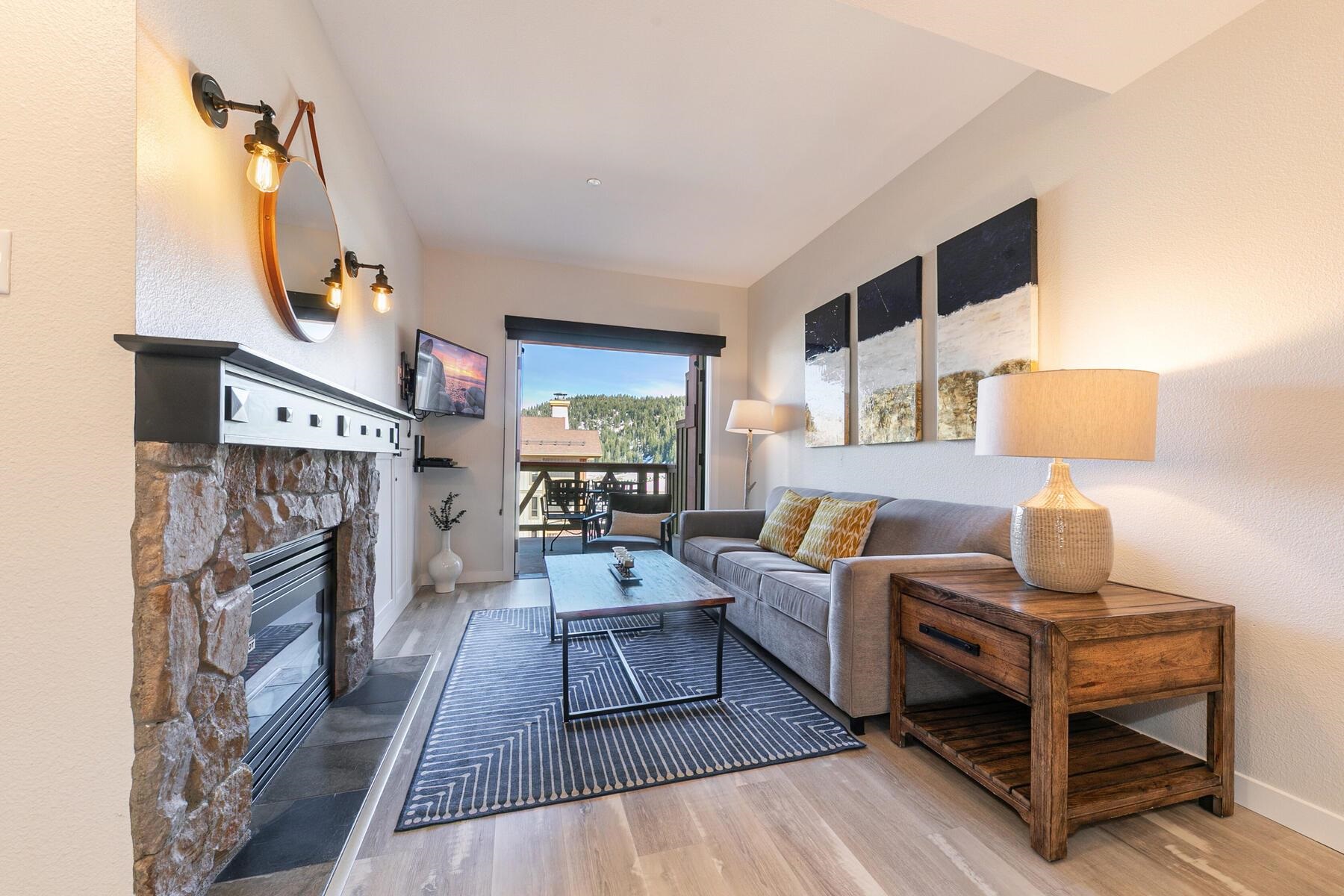 1880 Village South Road 442