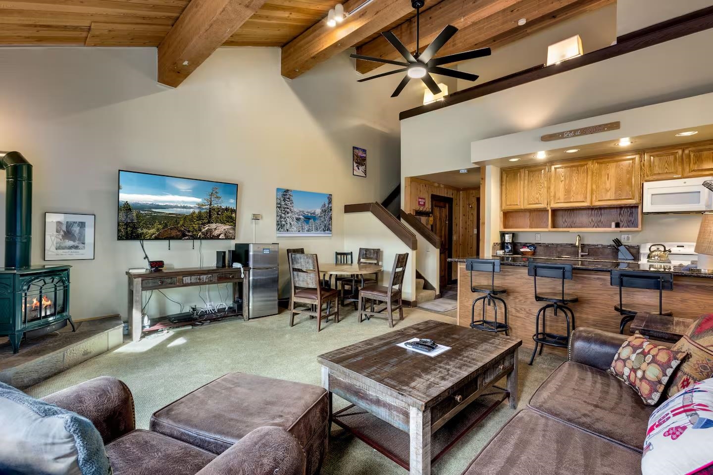 2000 North Village Drive 317