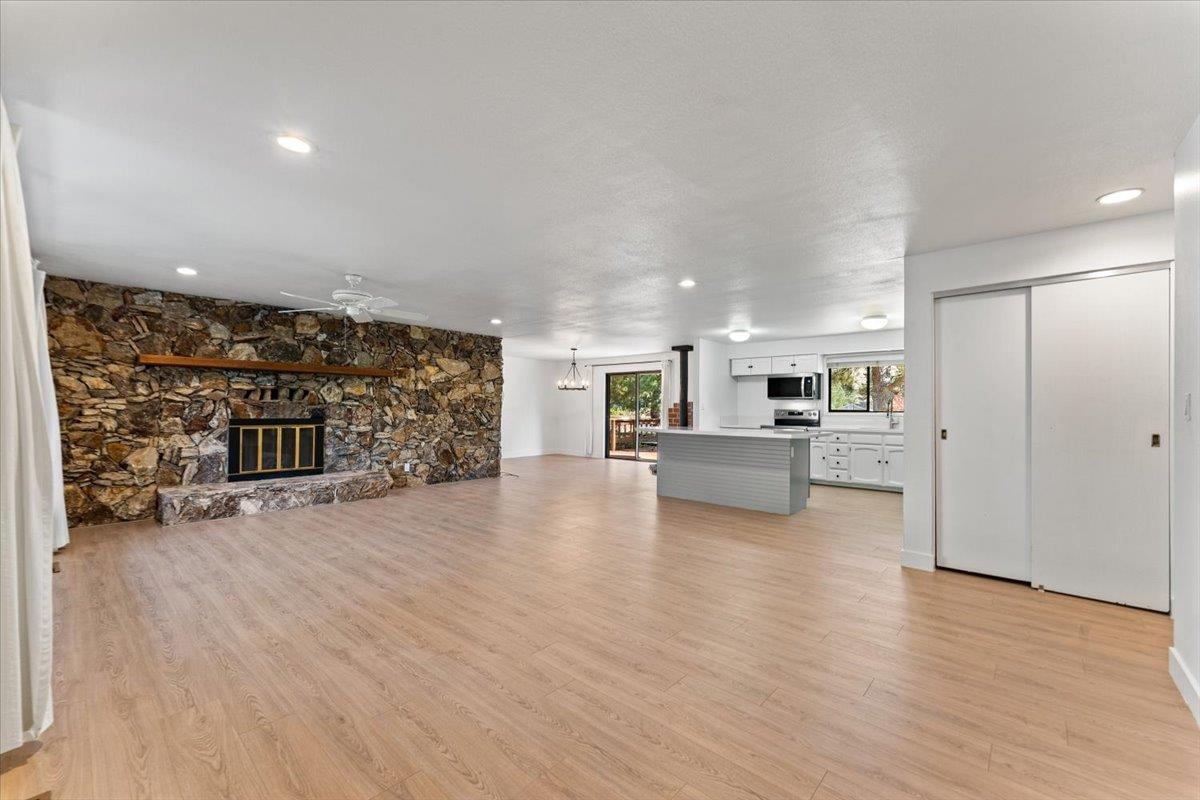 960 Deerwater Drive