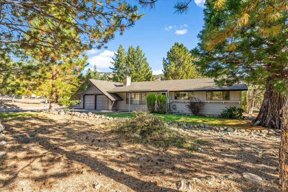 960 Deerwater Drive