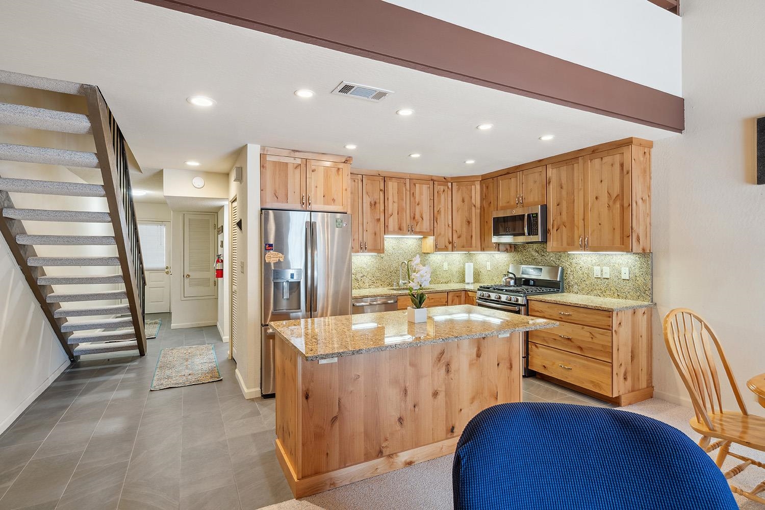 5101 North Lake Boulevard 60