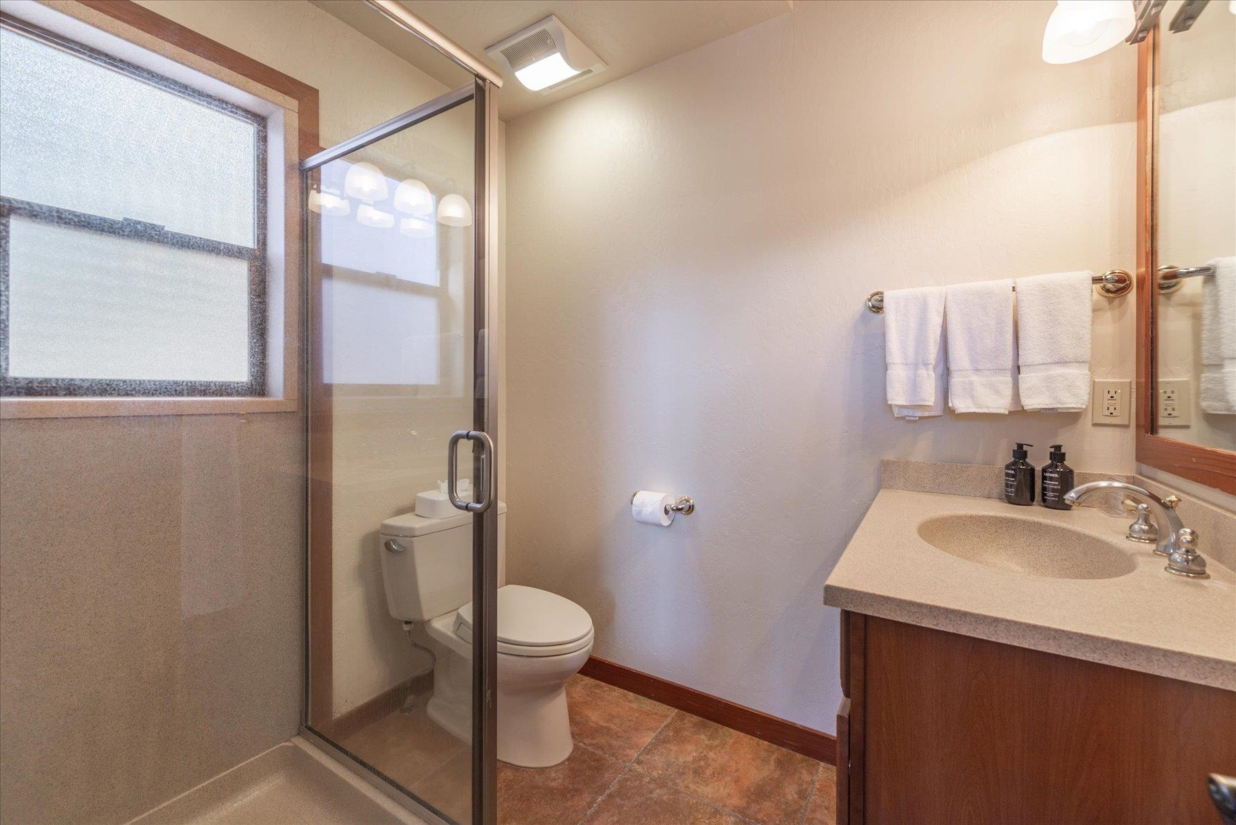 Truckee, California 96161, United States, 4 Bedrooms Bedrooms, ,5 BathroomsBathrooms,Residential,Active,10704