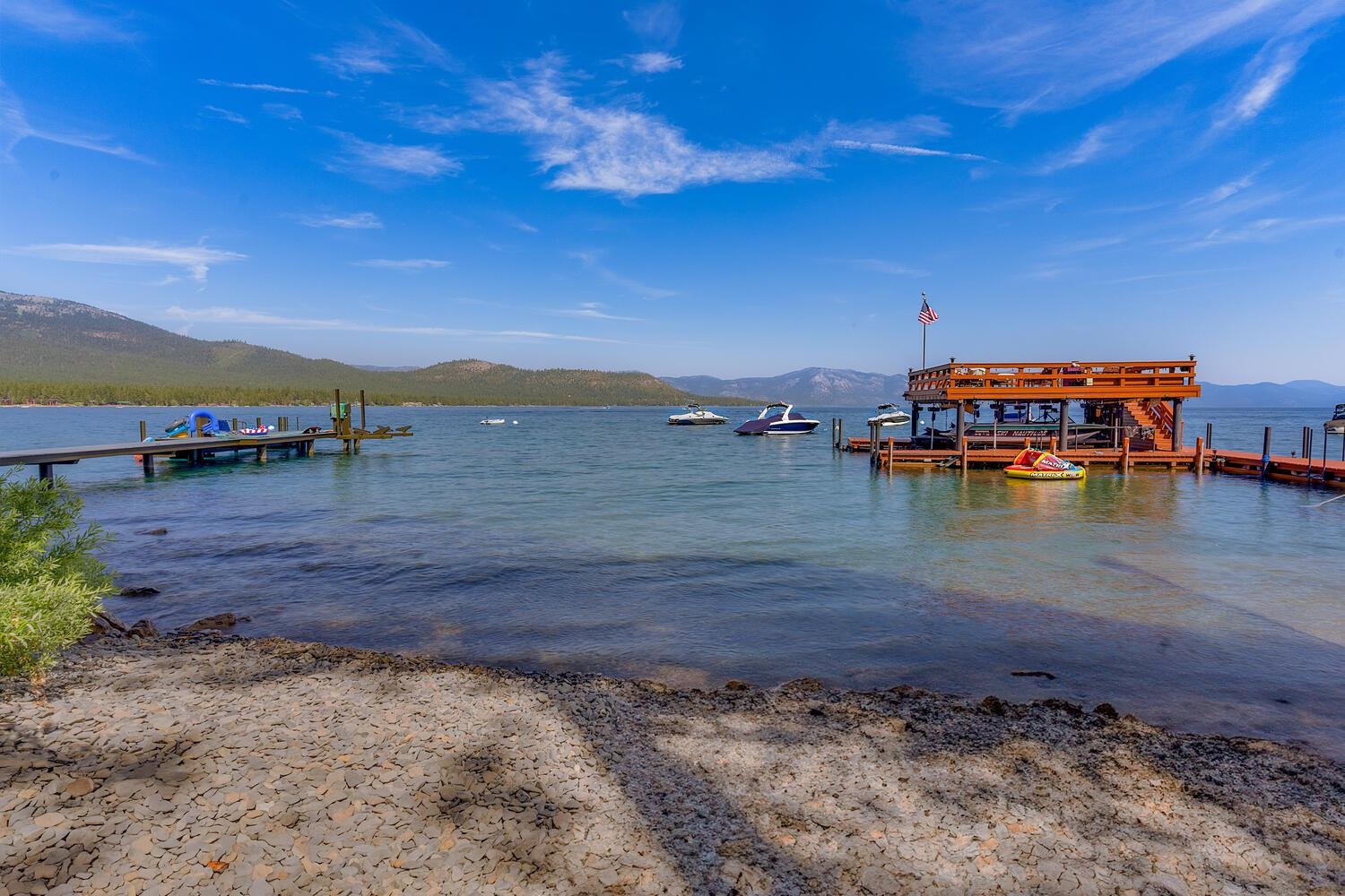 5554 North Lake Boulevard