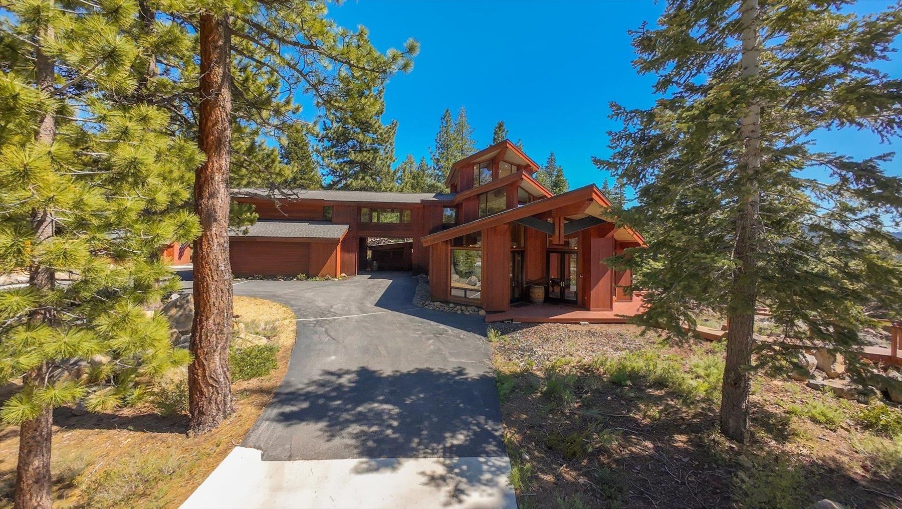 17247 Valley View Road
