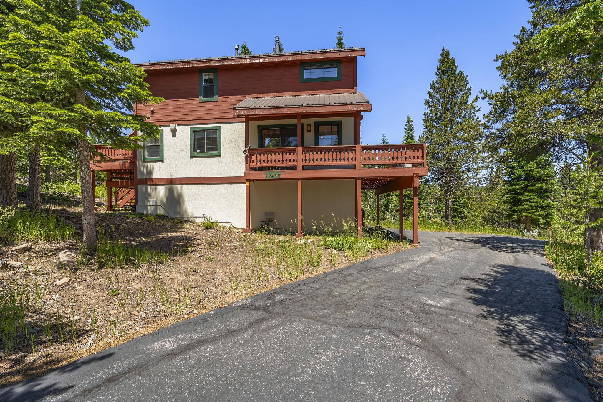 12486 Viking Way