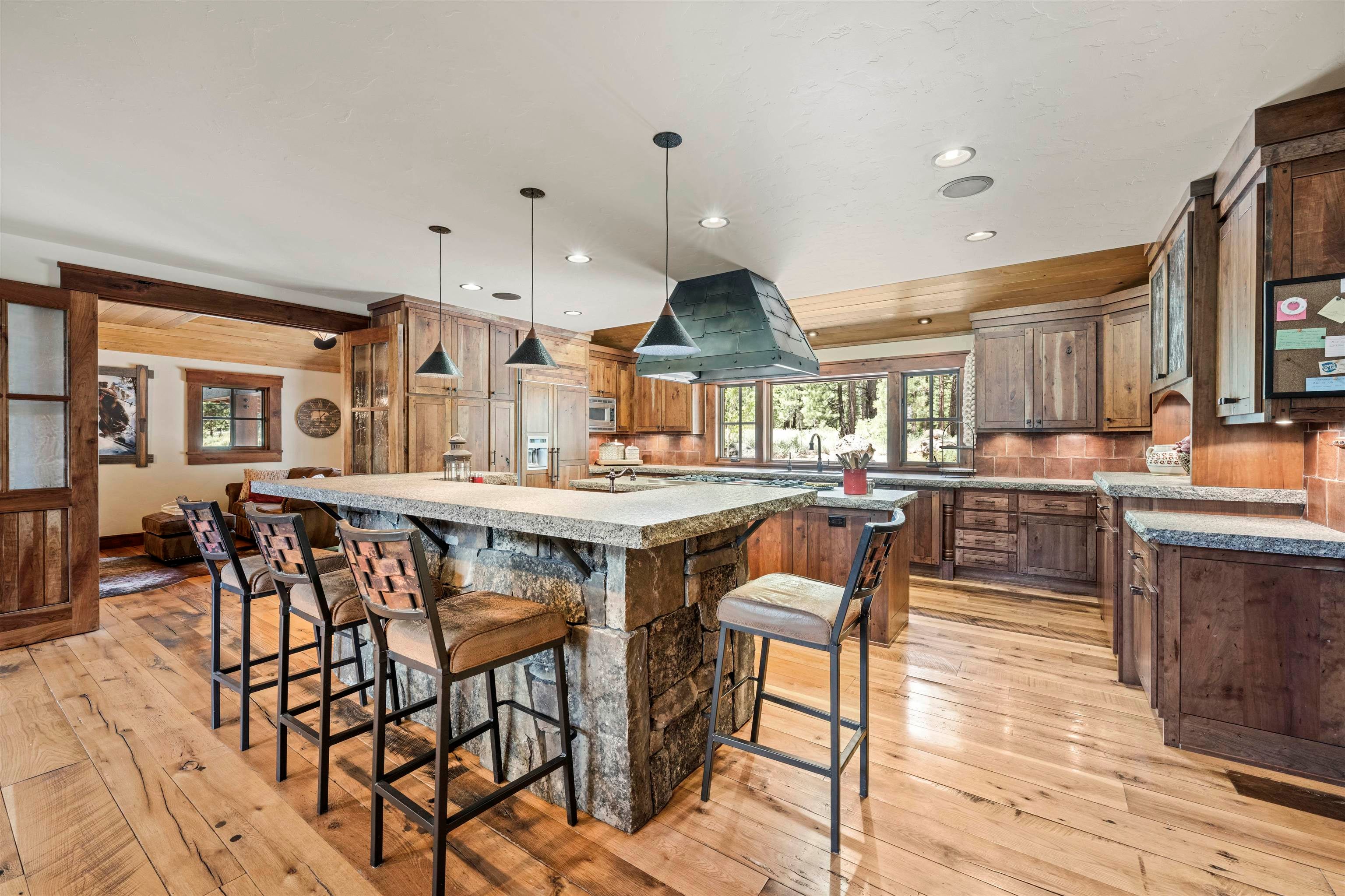 13123 Snowshoe Thompson