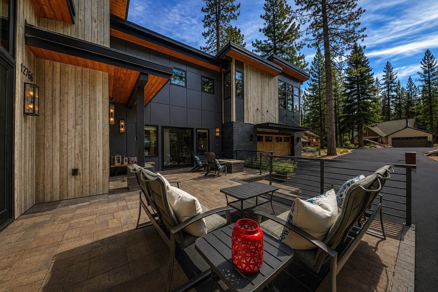 12766 Skiview Loop
