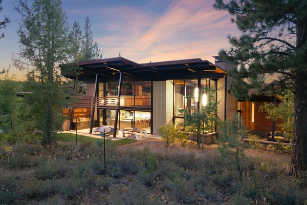 9612 DUNSMUIR WAY, TRUCKEE, CA 96161 - Image 20132bf3d04b9fe8a345c3b57608d3fd/3729451994