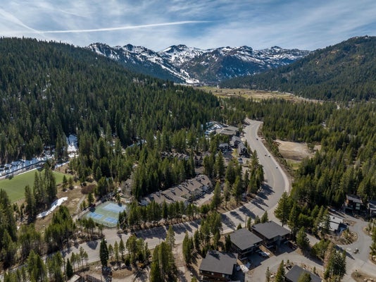 227 OLYMPIC VALLEY RD UNIT 50, OLYMPIC VALLEY, CA 96146 - Image 25deee56c9b2c16f600e45e52b14dbbd/2247943208