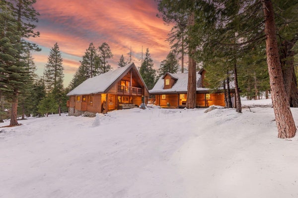 6442 DONNER RD, TAHOE VISTA, CA 96148 - Image 41fa72cfe343fbc7658a85faaf21cbb3/213825763