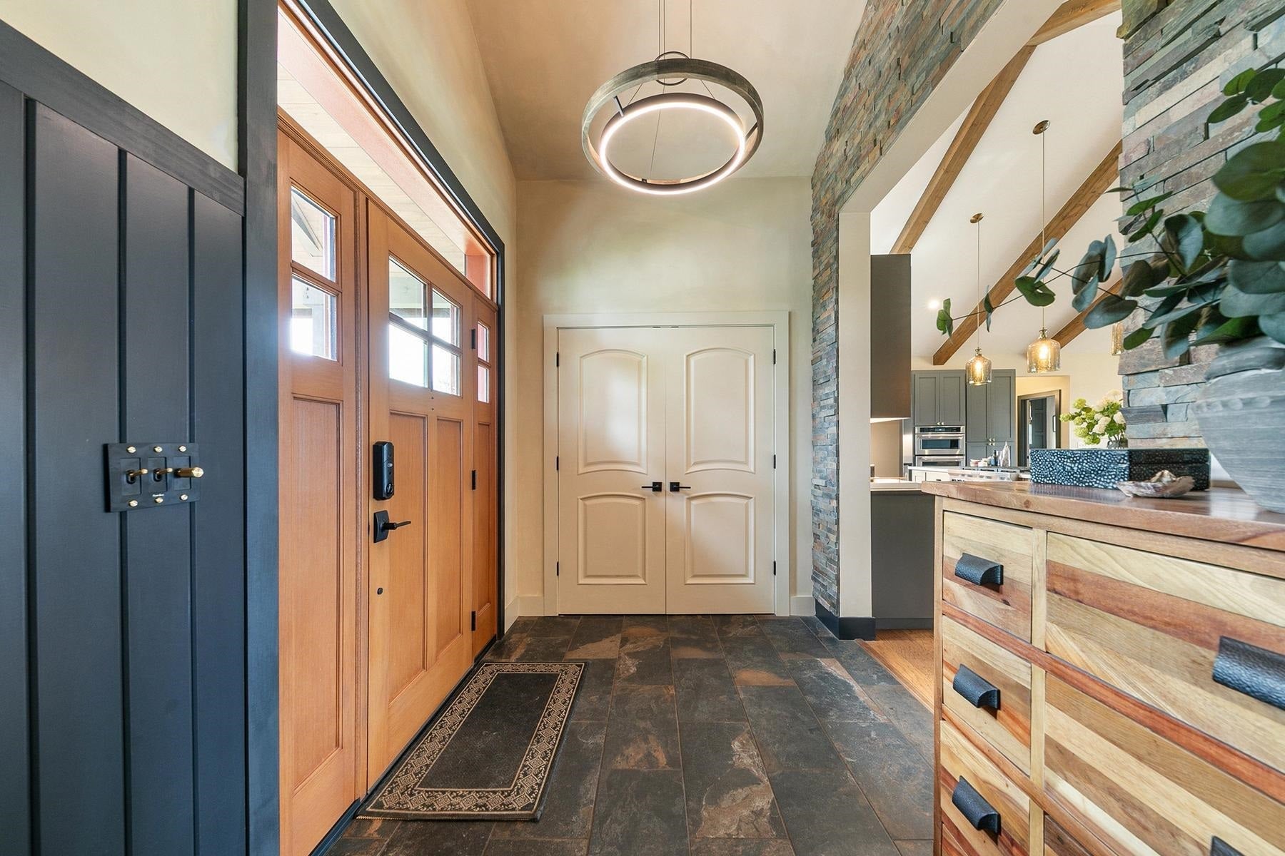 10590 Tudor Lane