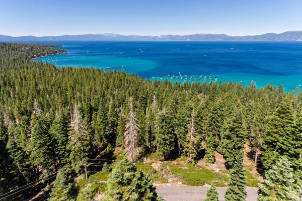 8974 WOODLAND DR, TAHOMA, CA 96142 - Image 5e3cd4e9f74f4e8fd55247ebe0055679/36446175