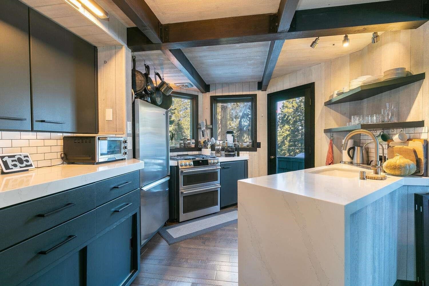 10594 Snowshoe Circle