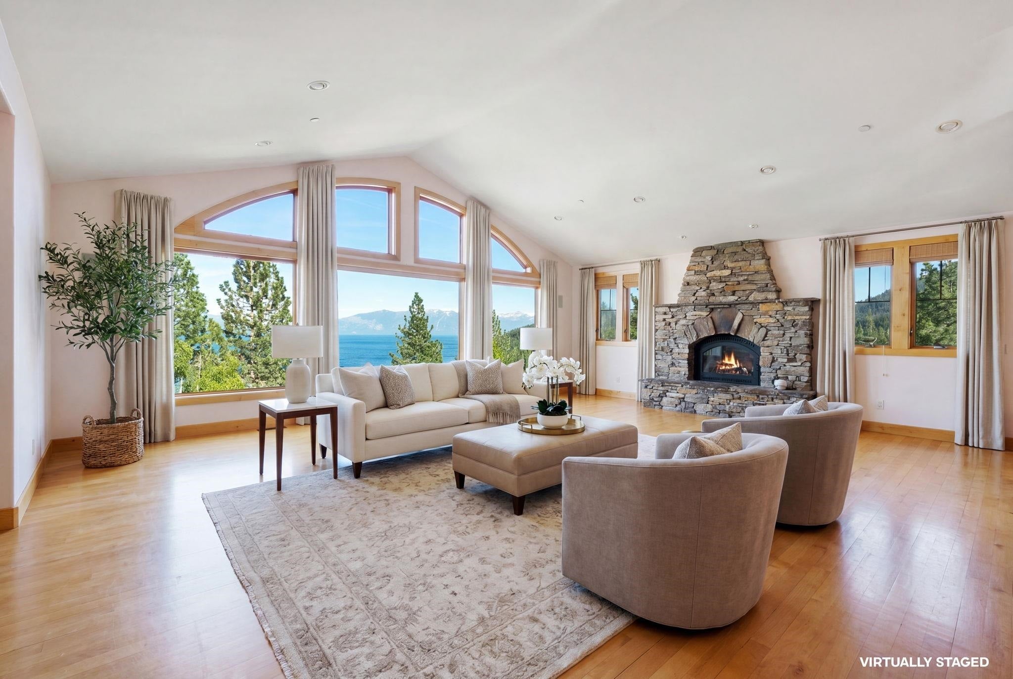 9140 Scenic Drive
