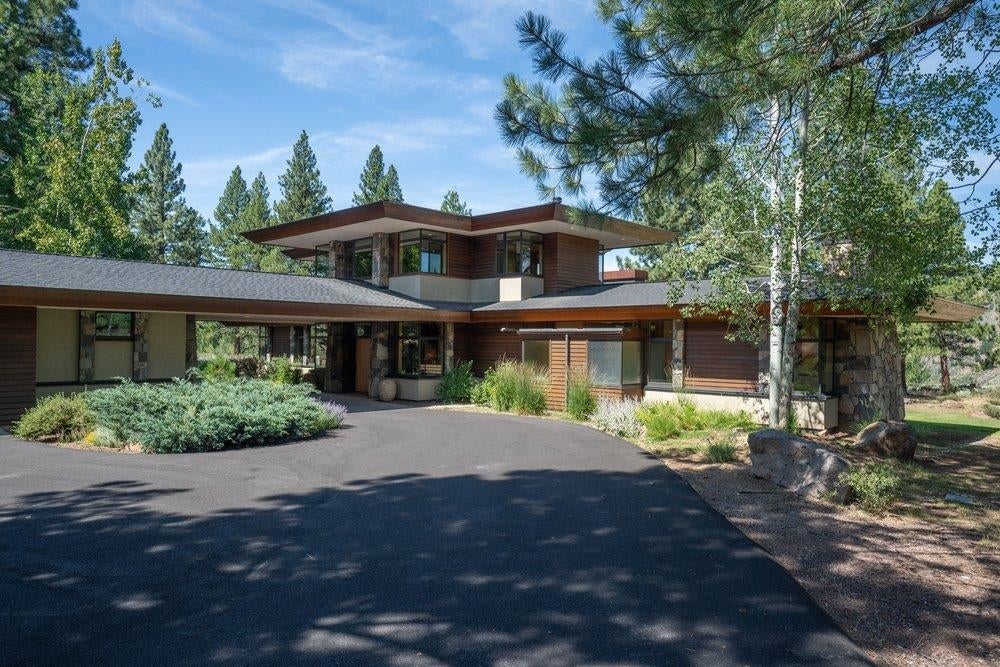15557 Colt Court