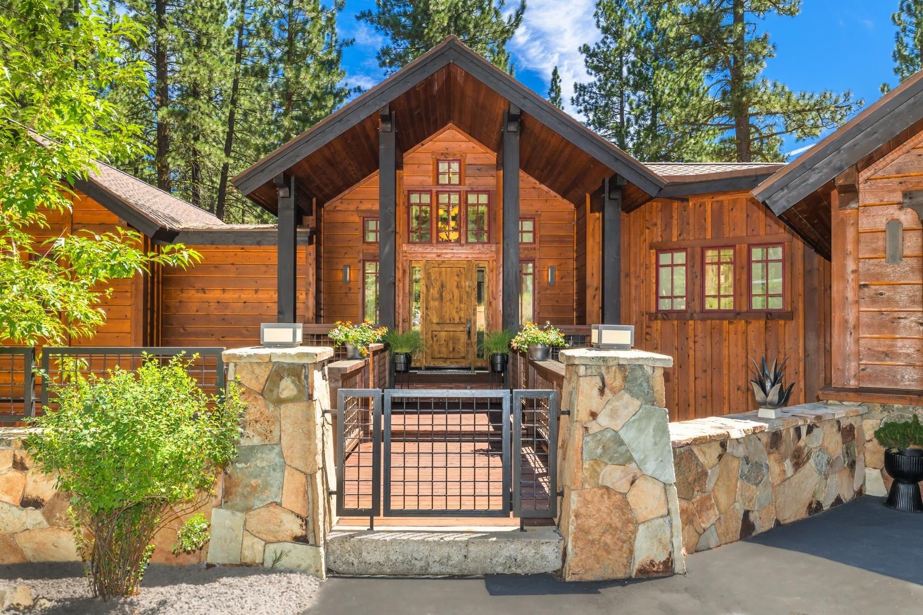 11621 Bottcher Loop