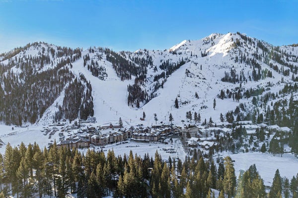 1985 OLYMPIC VALLEY RD UNIT 418, OLYMPIC VALLEY, CA 96146 - Image 9c8e033ae9ea50c537bf52d7c368831a/2632463294