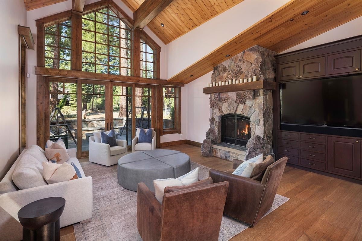 10606 Dutton Court
