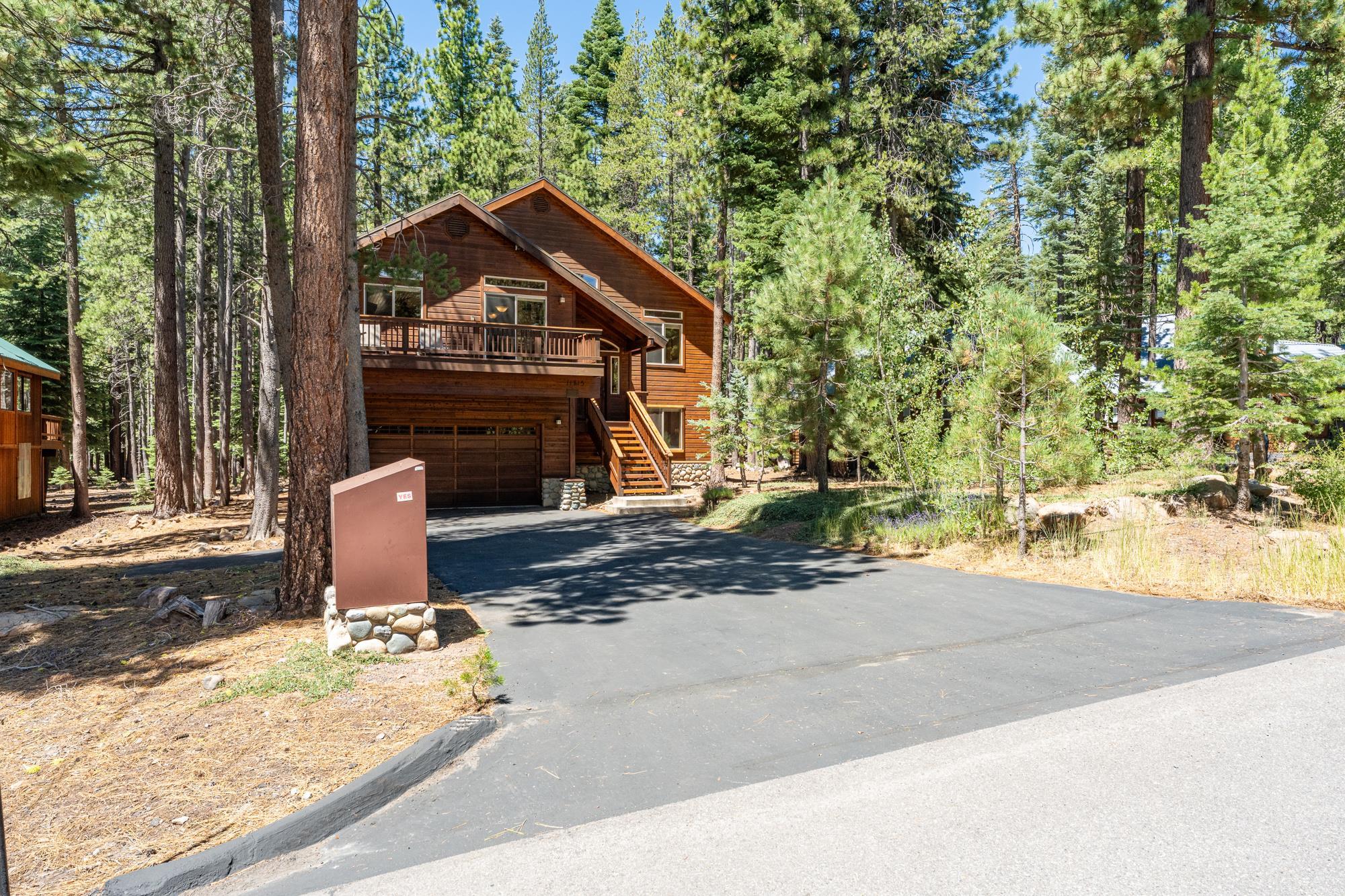 11715 Oslo Drive