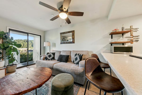 10085 KEISER AVE # 5, TRUCKEE, CA 96161 - Image e1dccddacbbb4ae4a61998f9bfb8c812/1095322568