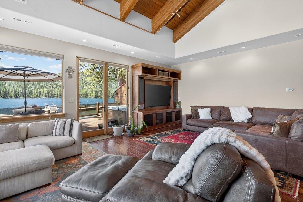 15735 & 15745 Donner Pass Road #Bld E