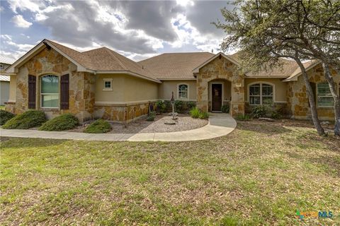 Photo of 907 Shady Hollow, New Braunfels, TX 78132 (MLS # 612157)