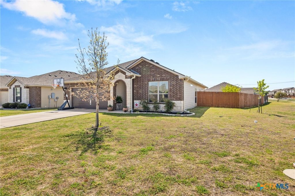 Photo of 7621 Park Meadow, Temple, TX 76502 (MLS # 610692)