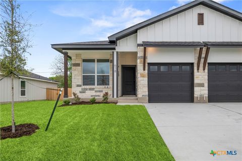 Photo of 618 Campus Street, Troy, TX 76579 (MLS # 608667)