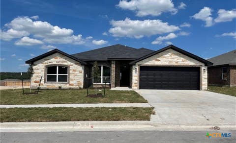 Photo of 211 Fawn Ridge Drive, Copperas Cove, TX 76522 (MLS # 618636)