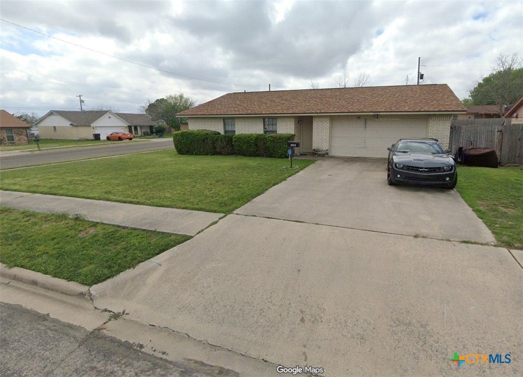 2212 Lamplight Drive