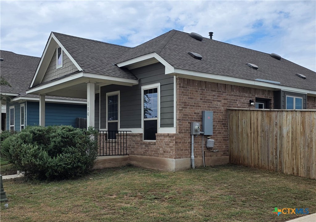 Photo of 104 Witchhazel Way, San Marcos, TX 78666 (MLS # 624627)