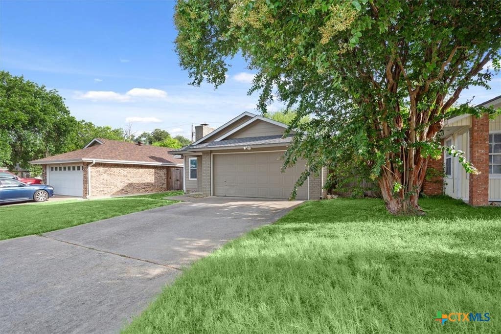 Photo of 2722 Alamo Trail, Temple, TX 76502 (MLS # 622531)