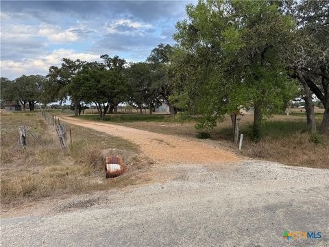 254 County Road 444 Hallettsville TX 77964
