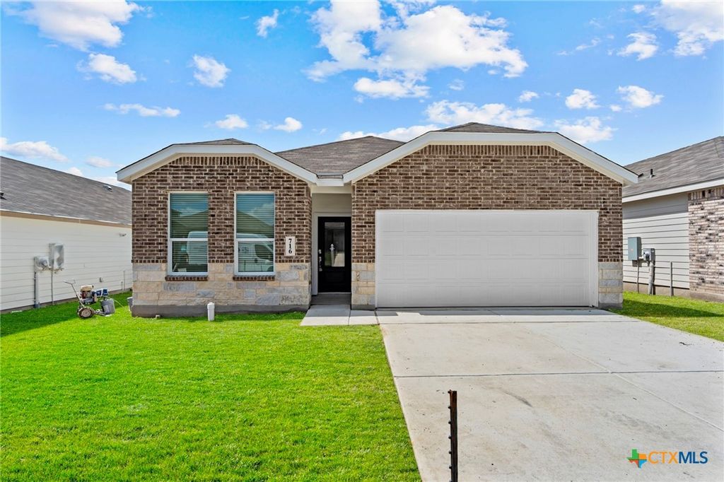 Photo of 716 Horsetail Lane, New Braunfels, TX 78132 (MLS # 610912)