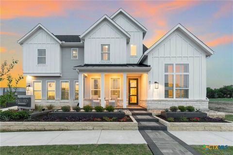 Photo of 6305 Comanche Moon Trail, Austin, TX 78747 (MLS # 611149)