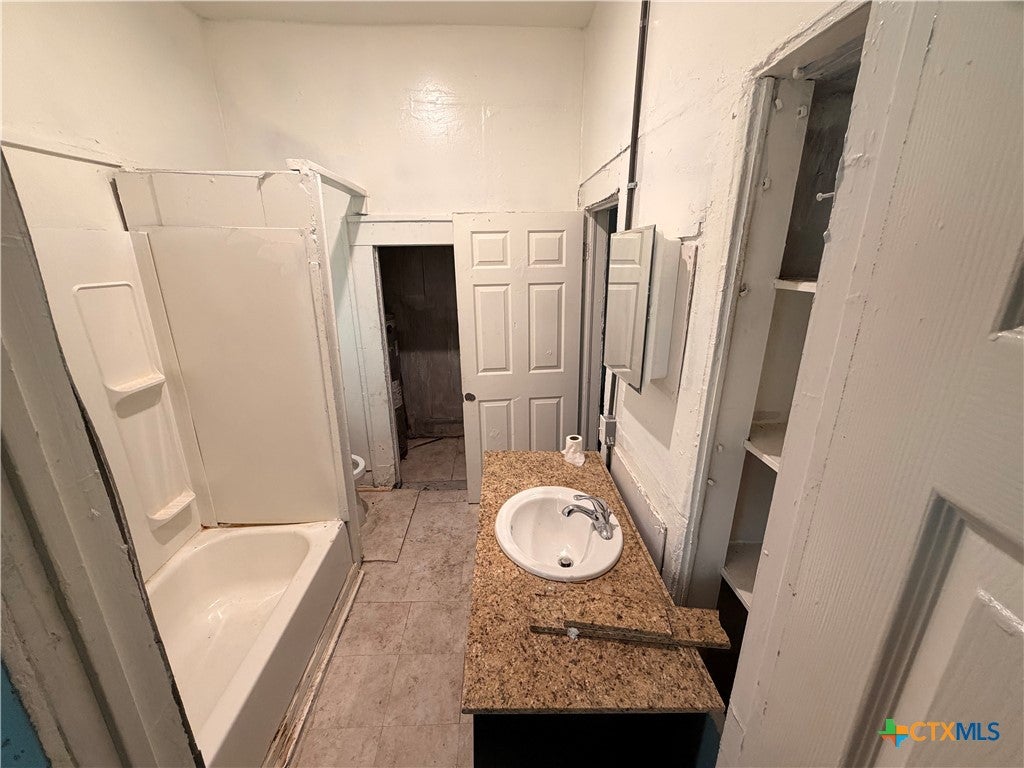 920 S 9th Street