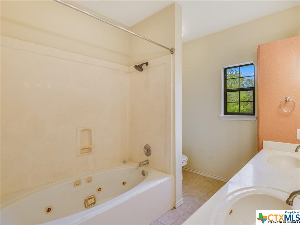 Lexington, Texas 78947, United States, 3 Bedrooms Bedrooms, ,2 BathroomsBathrooms,Residential,Pending,62018