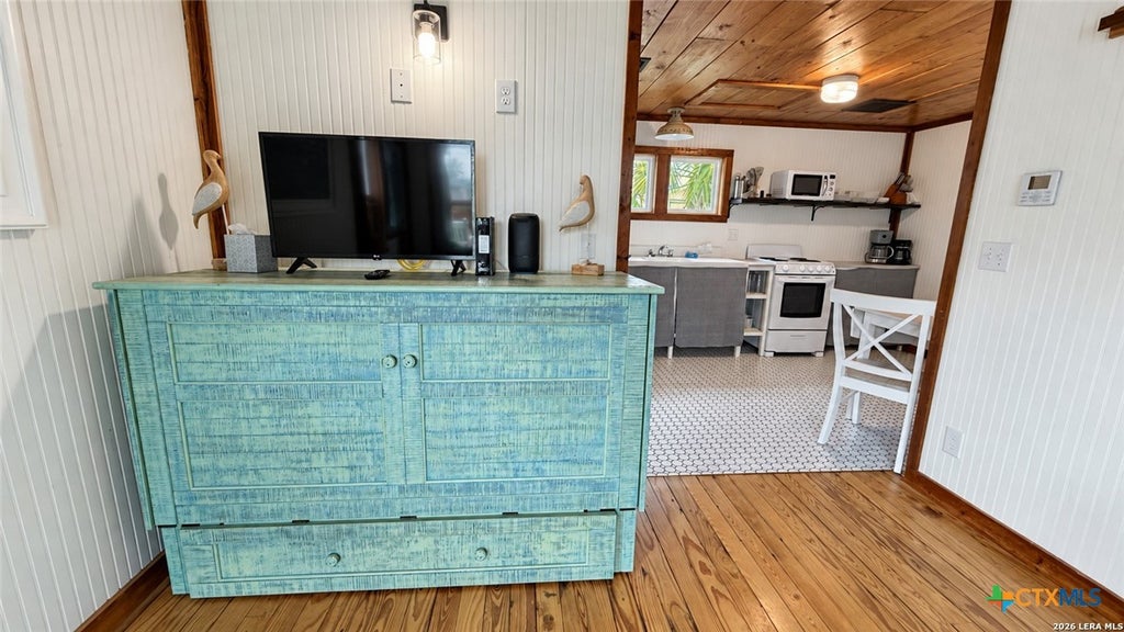 Photo of 340 N Alister Street #2, Port Aransas, TX 78373 (MLS # 627834)