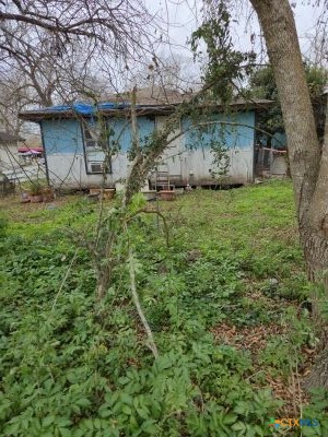 2518 Thompson Street